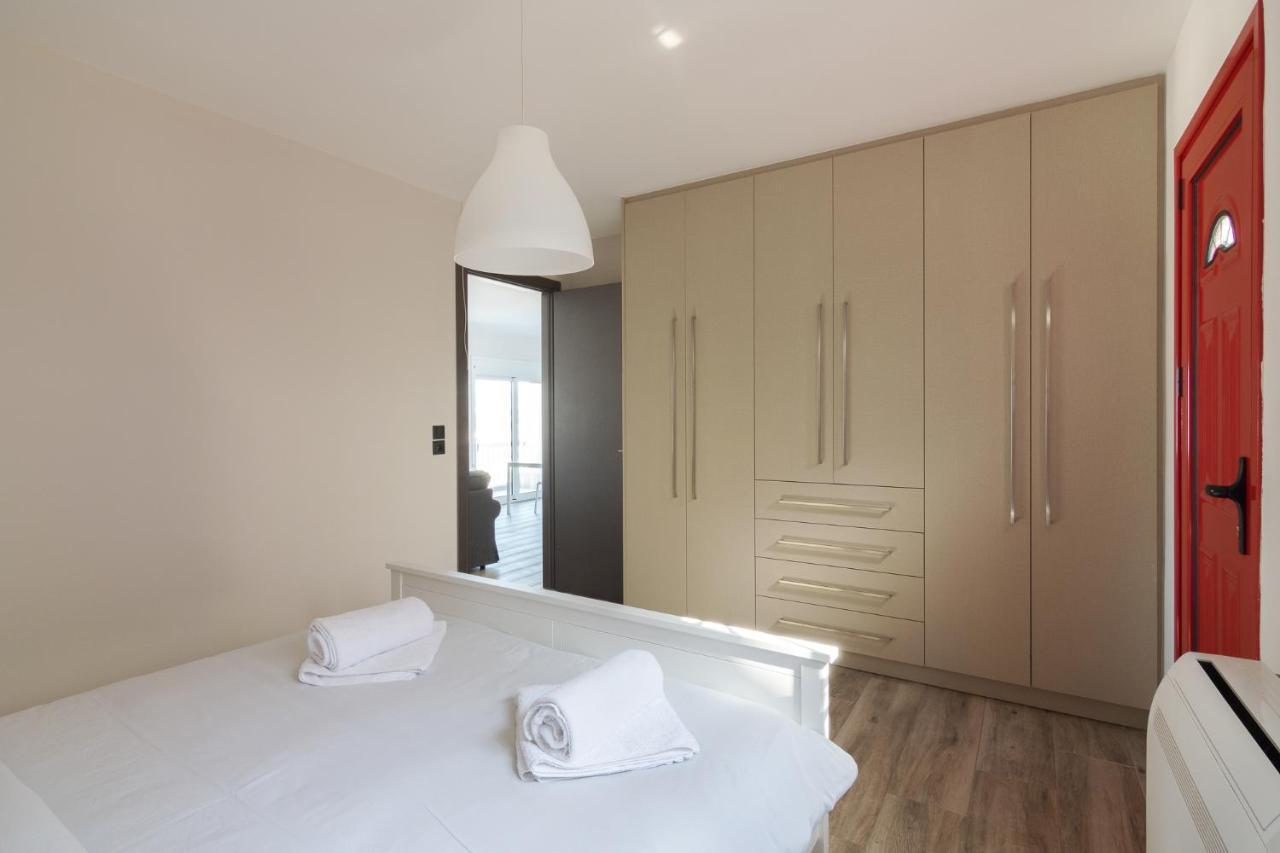 Acropolis View Apartment For 4 People Athens Luaran gambar